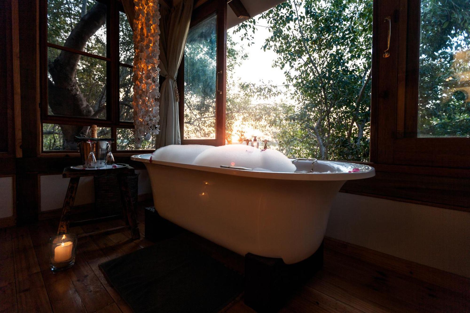 Tongabezi Villa Simonga Room photo